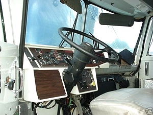 1995 SIMON DUPEX Duplex/ LTI 85 Ariel Ladder Fire Truck salvage / Parts For Sale