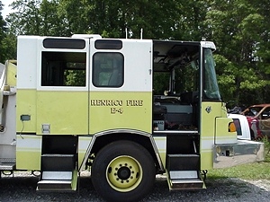 FIRE TRUCK PARTS FOR SALE 2002 PIERCE Quantum Pumper-FIRE TRUCK PARTS