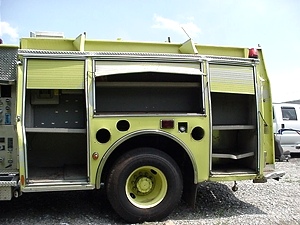 FIRE TRUCK PARTS FOR SALE 2002 PIERCE Quantum Pumper-FIRE TRUCK PARTS