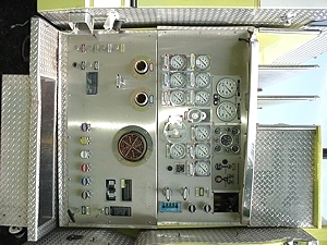 FIRE TRUCK PARTS FOR SALE 2002 PIERCE Quantum Pumper-FIRE TRUCK PARTS