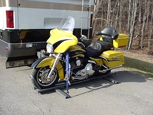 WORLDS BEST RV MOTORCYCLE LIFT BY HYDRALIFT.DRIVE-ON DRIVE-OFF