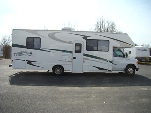 2008 GULFSTREAM YELLOW STONE 29-1/2 FT CLASS C MOTORHOME FOR SALE 