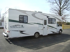 2008 GULFSTREAM YELLOW STONE 29-1/2 FT CLASS C MOTORHOME FOR SALE 