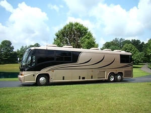 2001 Star Coach MCI Renaissance 45 FT Bus For Sale