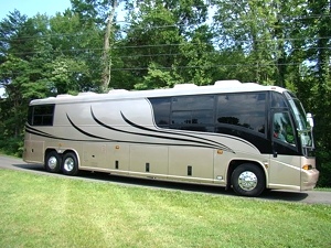 2001 Star Coach MCI Renaissance 45 FT Bus For Sale