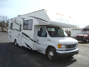 MOTORHOME / RV RENTAL KENTUCKY 2008 GULFSTREAM 