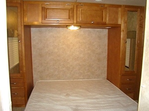 RV RENTAL LONDON KENTUCKY MOTORHOME -  VISONE RV 
