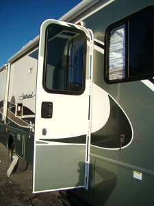 2004 SOUTHWIND 32V BY FLEETWOOD PARTS-SELL WHOLE OR PART OUT