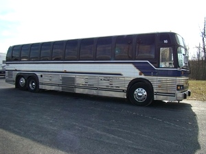 1989 PREVOST XL 40 BUS 46 PASSENGER  