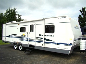 2006 WILDERNESS 31FT 1 SLIDE ( BUNKS) BY FLEETWOOD TRAVEL TRAILER FOR SALE