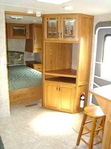 2006 WILDERNESS 31FT 1 SLIDE ( BUNKS) BY FLEETWOOD TRAVEL TRAILER FOR SALE