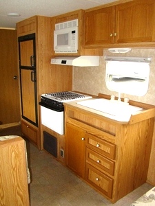 2005 CROSSROADS ZINGER 27BH 28FT LITE WEIGHT TRAVEL TRAILER FOR SALE