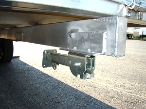 2009 RANCE ROUGH RIDER ALUMINUM INCLOSED TRAILER 
