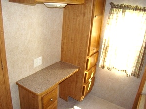 2006 AMERI-CAMP 325 RBHS 34' 2 SLIDE OUTS (used travel trailer)