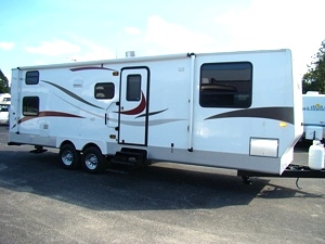 2009 PLAY-MOR 30FT 1 SLIDE TRAVEL TRAILER FOR SALE (BUNKS)