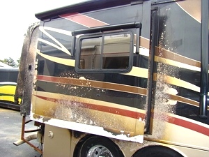 2007 MONACO CAMELOT 42PDQ 42FT 4 SLIDE MOTORHOME SALVAGE / DAMAGED