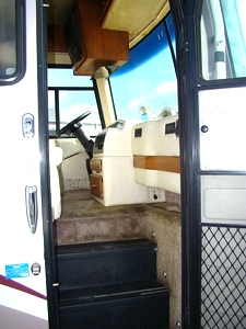 2000 MONACO WINDSOR MOTORHOME SALAVGE / DAMAGED