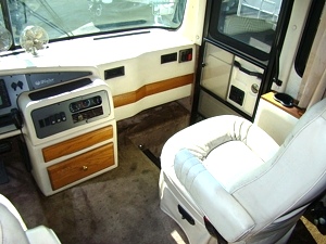 2000 MONACO WINDSOR MOTORHOME SALAVGE / DAMAGED