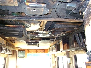 2000 MONACO WINDSOR MOTORHOME SALAVGE / DAMAGED