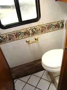 2000 MONACO WINDSOR MOTORHOME SALAVGE / DAMAGED