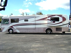 2000 MONACO WINDSOR MOTORHOME SALAVGE / DAMAGED