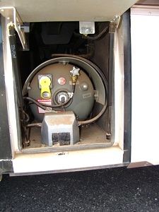 2000 MONACO WINDSOR MOTORHOME SALAVGE / DAMAGED