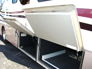 2000 MONACO WINDSOR MOTORHOME SALAVGE / DAMAGED