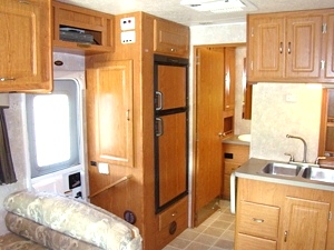 2005 COACHMEN FREELANDER CLASS C MOTORHOME 31FT 1 SLIDE OUT