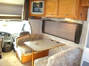 2005 COACHMEN FREELANDER CLASS C MOTORHOME 31FT 1 SLIDE OUT