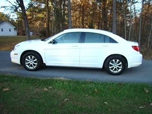 2008 CHRYSLER SEBRING LX 4-DOOR SADAN PRICED AT WHOLESALE 