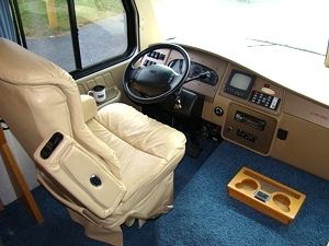 2000 CRUISE MASTER 35FT 1 SLIDE CLASS A MOTORHOME FOR SALE