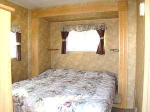 2006 KEYSTONE HORNET 27FLDS 29FT 2 SLIDE CAMPER FOR SALE