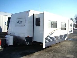 2006 KEYSTONE HORNET 27FLDS 29FT 2 SLIDE CAMPER FOR SALE