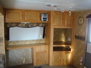 2006 KEYSTONE HORNET 27FLDS 29FT 2 SLIDE CAMPER FOR SALE