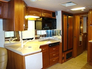 2004 TRADEWINDS BY NATIONAL RV 39FT 2 SLIDE MOTORHOME FOR SALE MODEL 7395 LTC