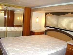 2004 TRADEWINDS BY NATIONAL RV 39FT 2 SLIDE MOTORHOME FOR SALE MODEL 7395 LTC