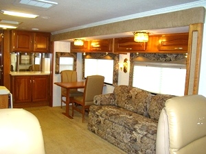 2004 TRADEWINDS BY NATIONAL RV 39FT 2 SLIDE MOTORHOME FOR SALE MODEL 7395 LTC