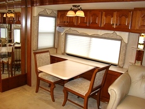 2005 AMERICAN EAGLE FOR SALE 40FT 3-SLIDE.MODEL 40J