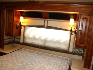 2005 AMERICAN EAGLE FOR SALE 40FT 3-SLIDE.MODEL 40J