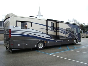 2005 AMERICAN EAGLE FOR SALE 40FT 3-SLIDE.MODEL 40J