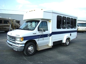 2002 GOSHEN COACH PASSENGER BUS FOR SALE