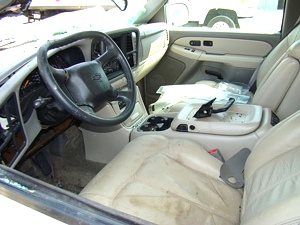 2002 CHEVROLET SUBURBAN LT 4X4 SELL WHOLE OR SELL USED PARTS