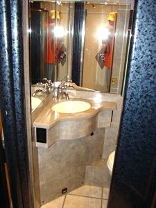 2001 PREVOST XLII ENTERTAINER / STAR COACH ** SOLD !!!!!! **