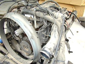 CUMMINS 300 HP ISB 5.9 DIESEL ENGINE 2003 COMPLETE FOR SALE. 