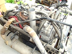 CUMMINS 300 HP ISB 5.9 DIESEL ENGINE 2003 COMPLETE FOR SALE. 