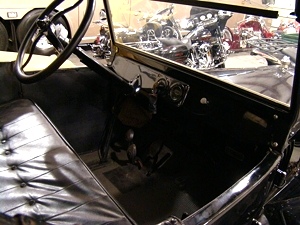 1925 FORD MODEL T  CONVERTIBLE COLLECTOR CARS FOR SALE