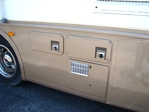 2000 FLEETWOOD BOUNDER 39Z DIESEL 39FT 1 SLIDE