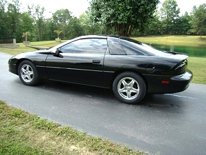 1996 CHEVROLET CAMARO 2-DOOR COUPE