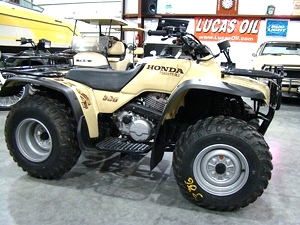 COLLECTOR'S - 1995 HONDA 300 FOURTRAX TRX300FW ** LIKE NEW - 85 MILES !! **