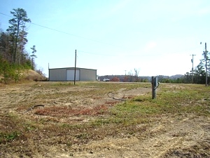 COMMERCIAL PROPERTY FOR SALE OR LEASE. LAUREL COUNTY - NEAR INTERSTATE I-75 AND EXIT 49